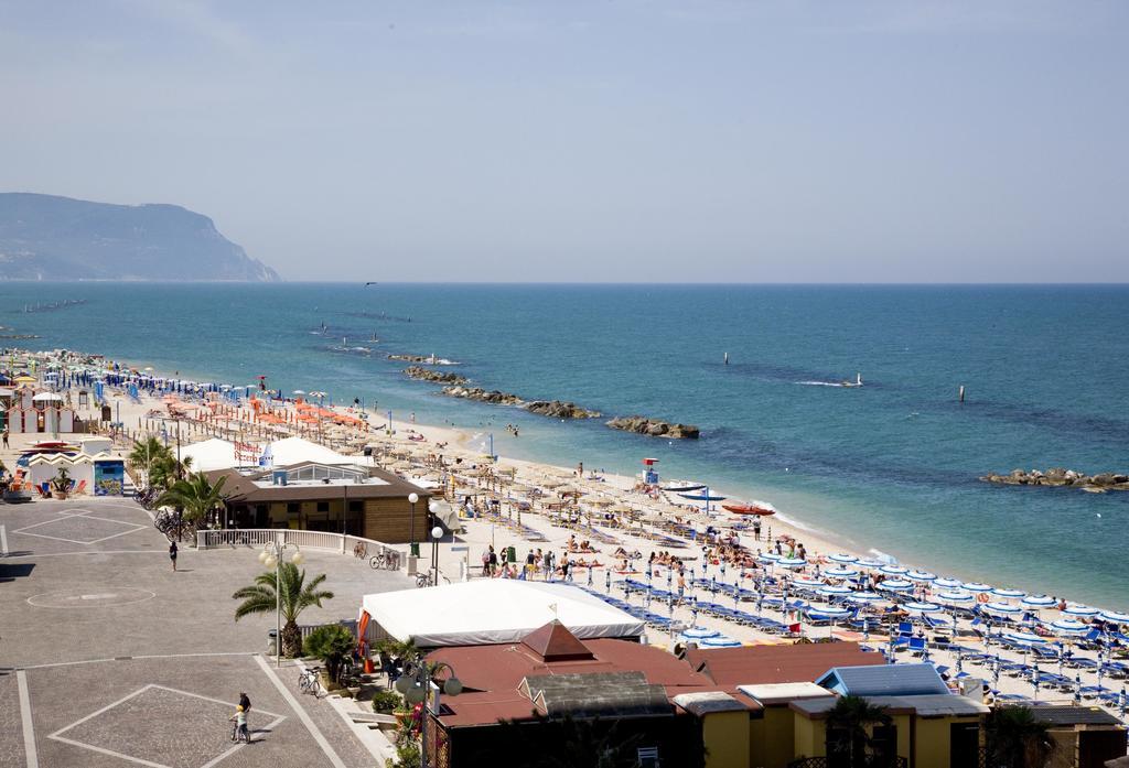 Bianchi Hotel & Residence Порто-Реканаті Номер фото